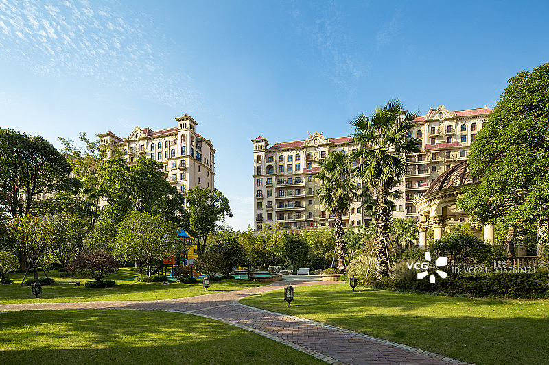 西班牙风格豪宅地产建筑图片素材