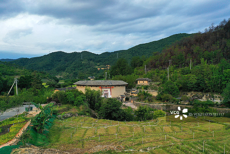 福建省龙岩市福建土楼永定景区南溪土楼群振福楼航拍图片素材