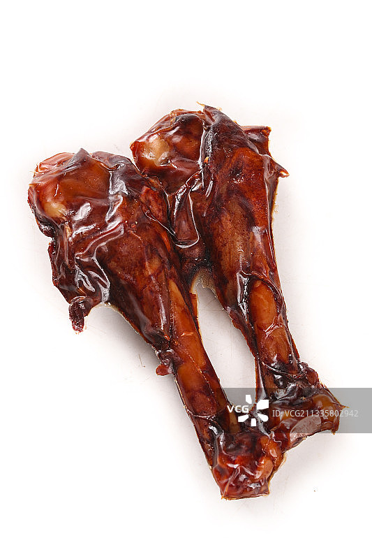 白底上放着鸡腿图片素材