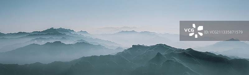 伏牛山之巅图片素材