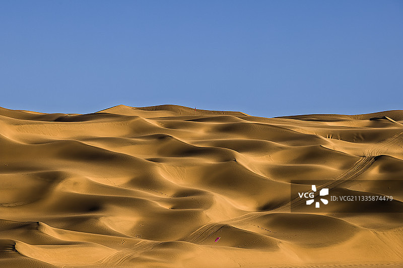 沙窝如浪—库木塔格的魅力图片素材