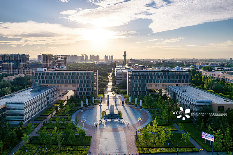 西安电子科技大学南校区东门图片素材