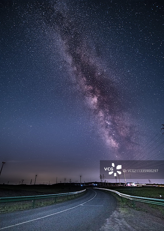 张北草原天路图片素材