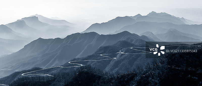 山路弯弯图片素材