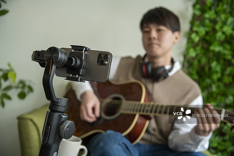 男人直播图片素材