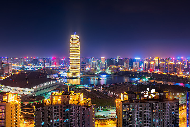 亚洲中国河南省郑州市郑东新区CBD商务区夜景图片素材