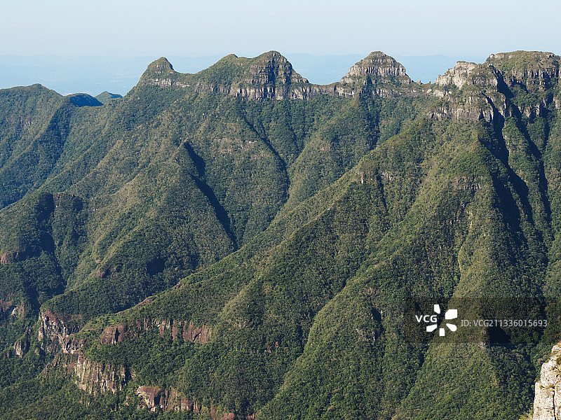 巴西山脉的壮丽景色图片素材
