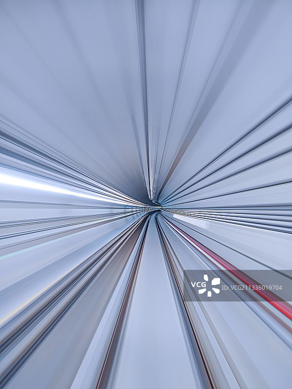 成都地铁九号线慢门拍摄图片素材