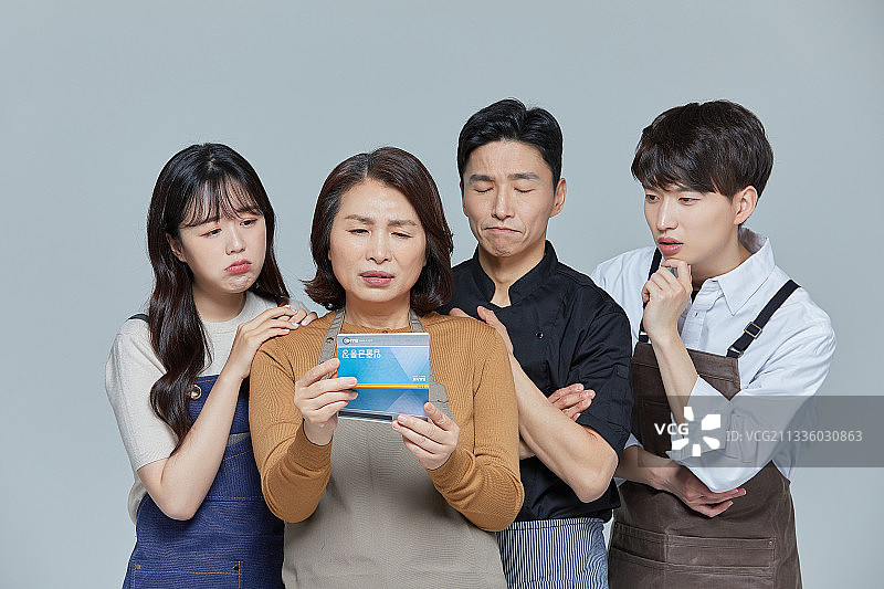 商人，补贴，绝望，经济衰退，银行存折图片素材