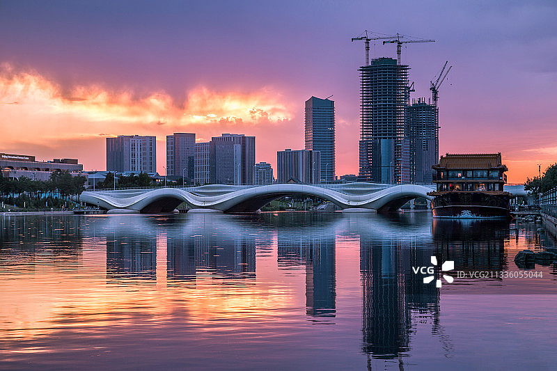 运河新颜+北京通州大运河千荷泄露大桥图片素材