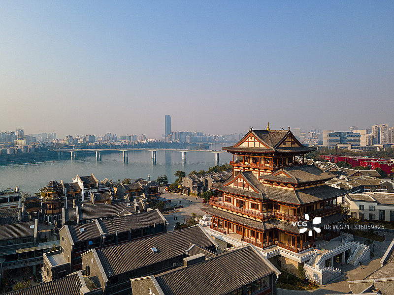 广西壮族自治区、柳州、窑埠古镇、龙城阁图片素材