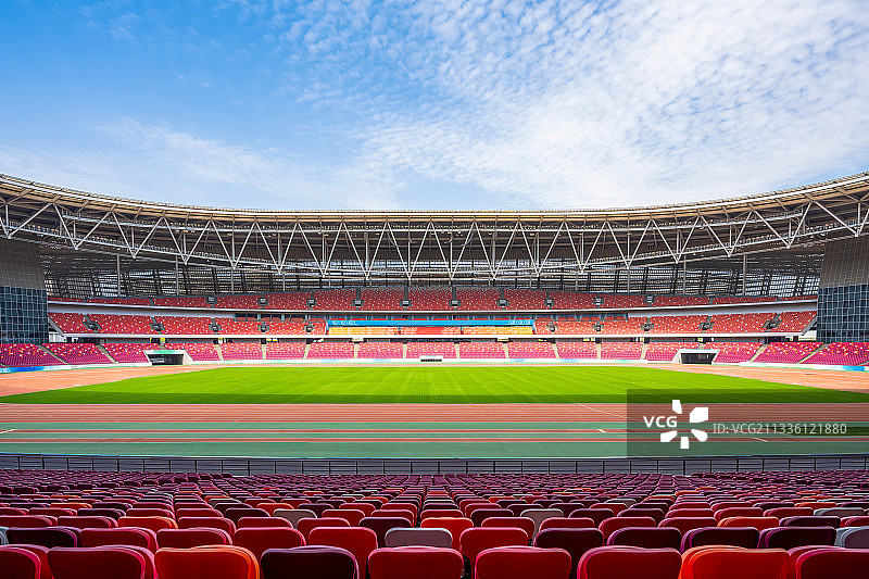 中国河南郑州奥林匹克体育中心体育场内部场景图片素材
