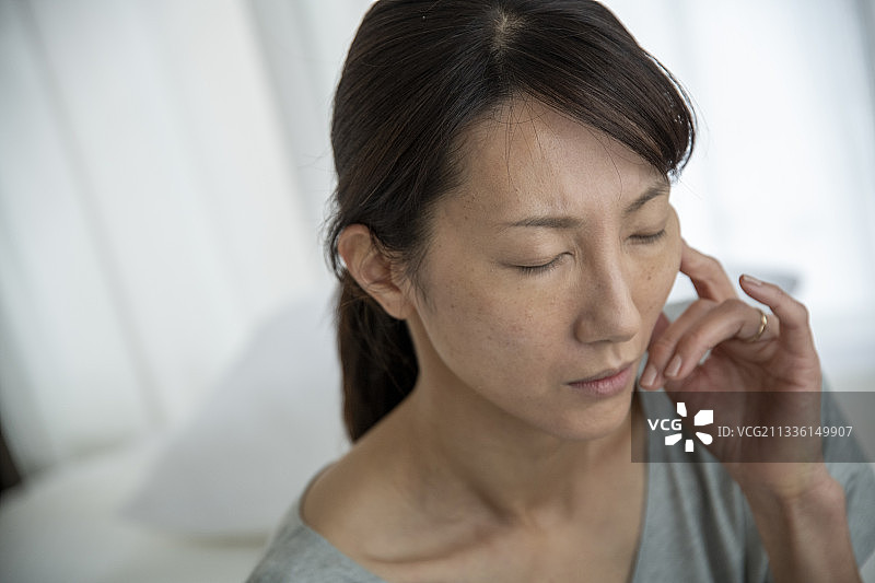 身体不适图片素材