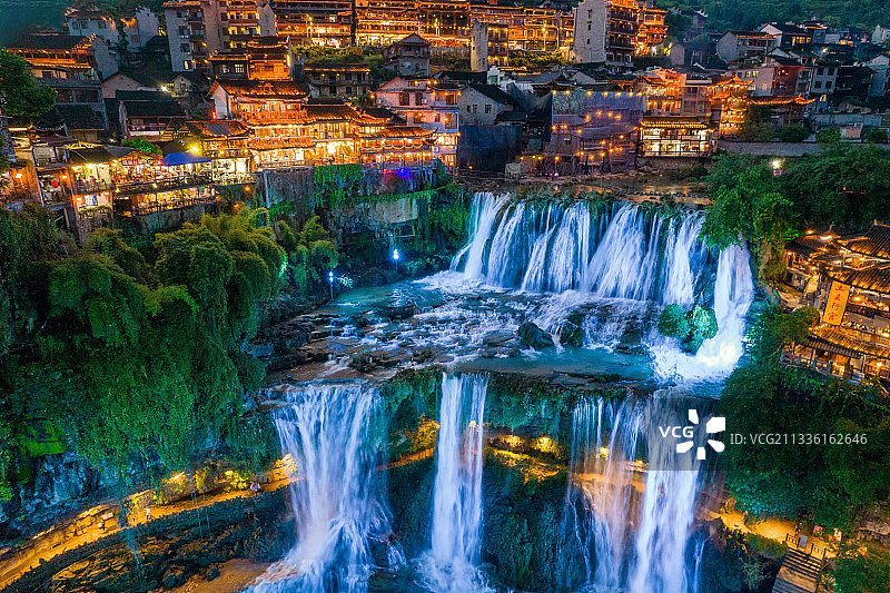 湖南湘西芙蓉镇夜景图片素材