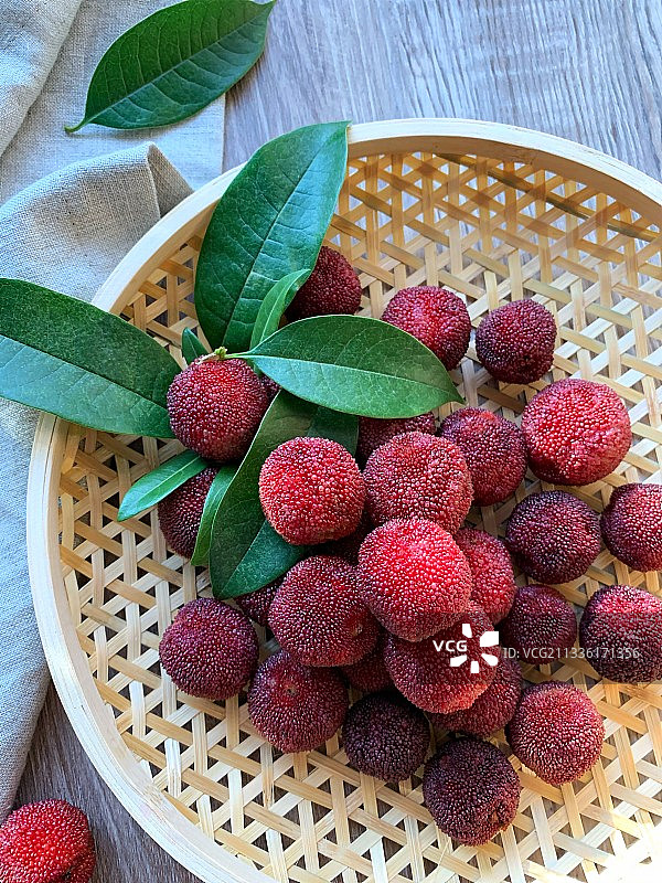 手机杨梅图片素材