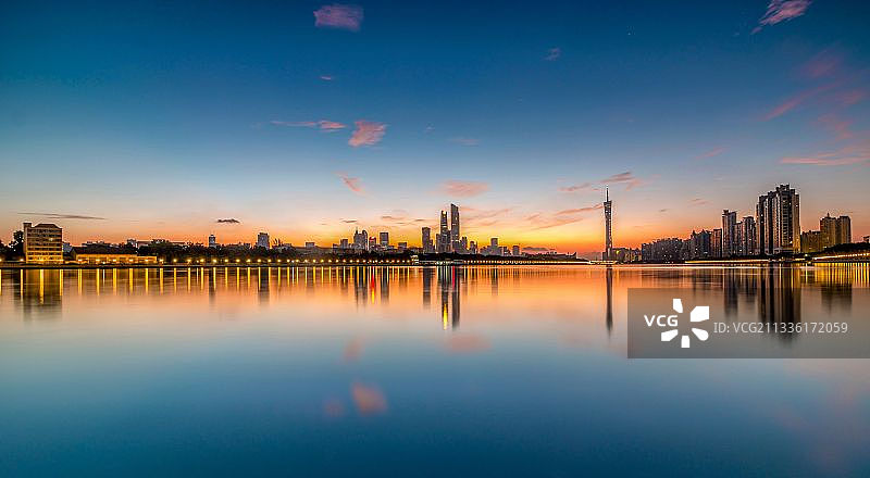 天空之镜图片素材