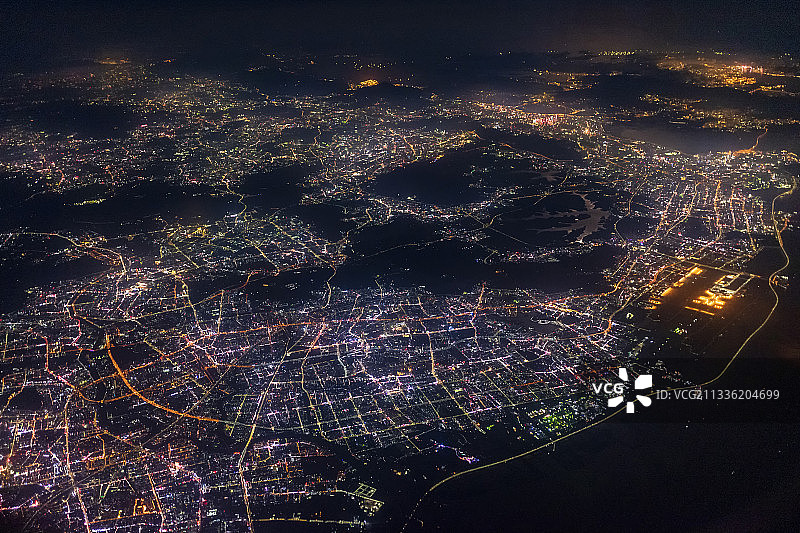 夜晚千米高空俯瞰繁华深圳特区全貌图片素材
