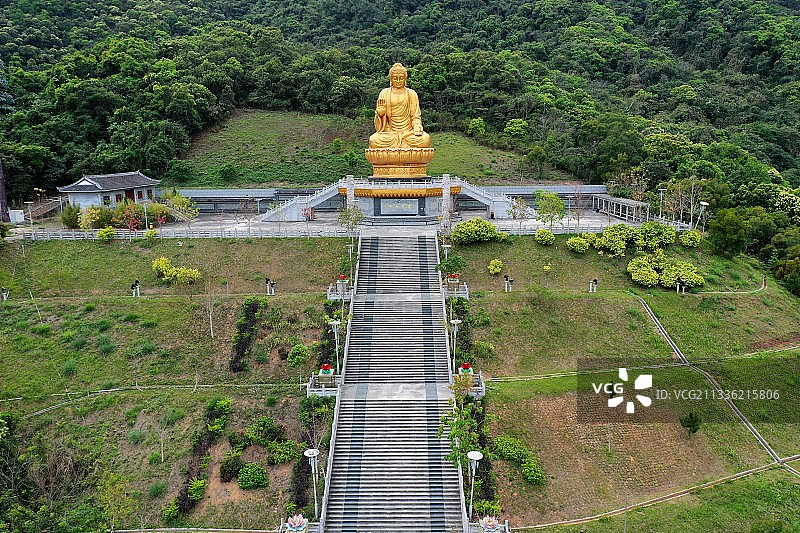 广东省汕尾市海丰县海城镇莲花山森林公园鸡鸣寺航拍图片素材