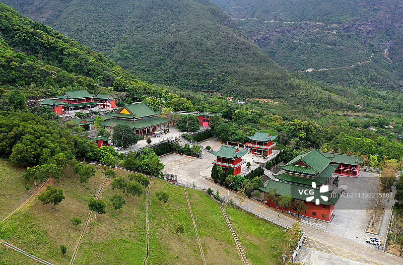 广东省汕尾市海丰县海城镇莲花山森林公园鸡鸣寺航拍图片素材