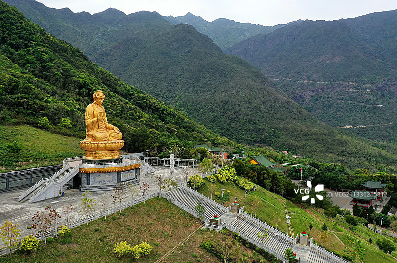 广东省汕尾市海丰县海城镇莲花山森林公园鸡鸣寺航拍图片素材
