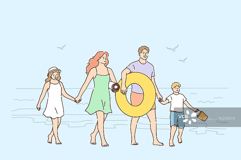 享受家庭旅行度假的概念图片素材