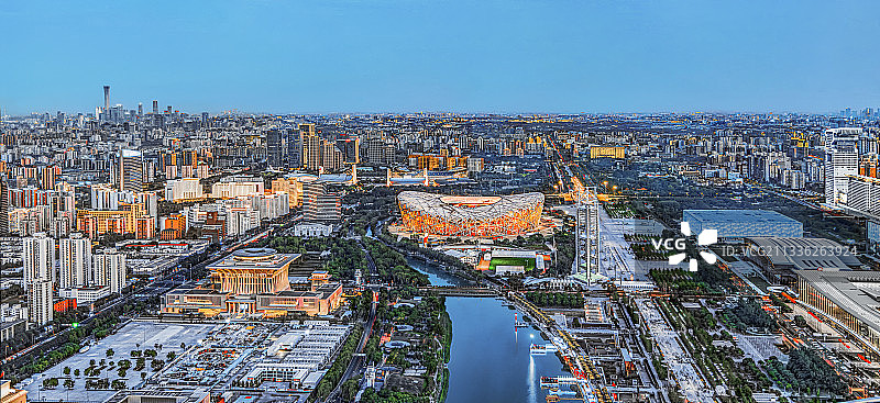中国北京鸟巢水立方，城市夜景，奥运会，体育场图片素材