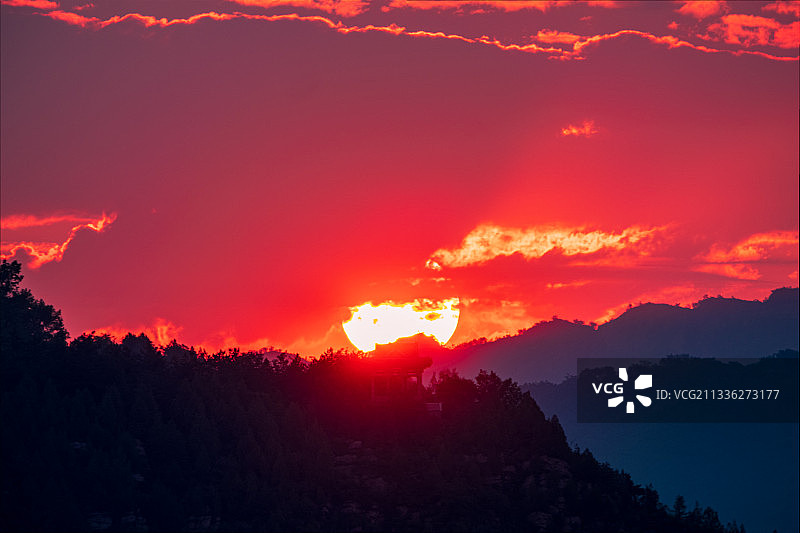 兴隆北山日出图片素材