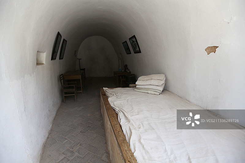 陕西省延安市杨家岭革命旧址：朱德旧居朱德卧室图片素材