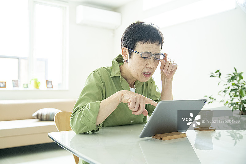 长者的生活图片素材