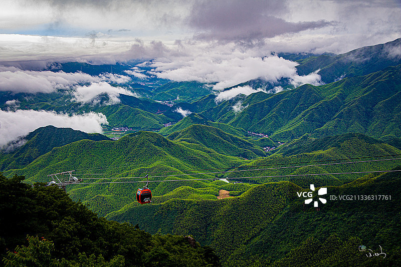 欲与天公试比高图片素材