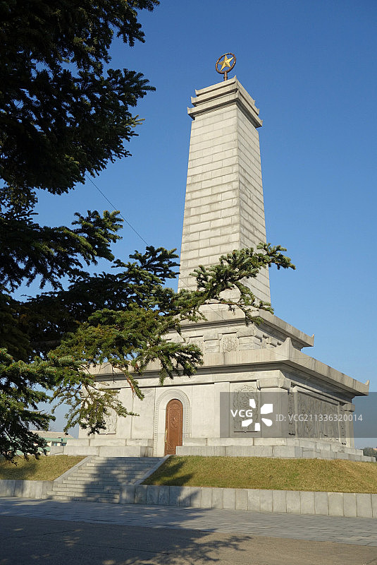 朝鲜开城志愿军烈士墓图片素材