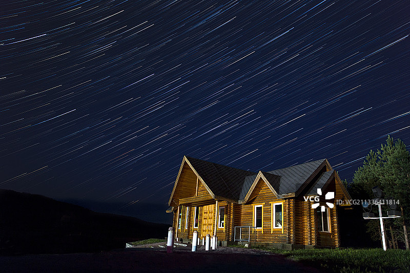 小屋与星星图片素材
