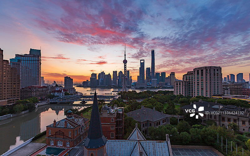 外滩源日出图片素材