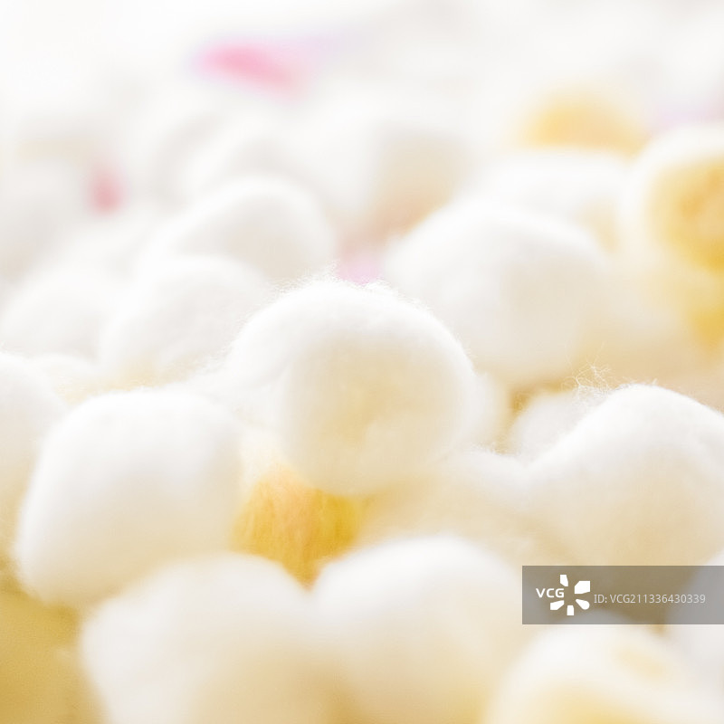 晨间护肤水疗用有机棉球图片素材