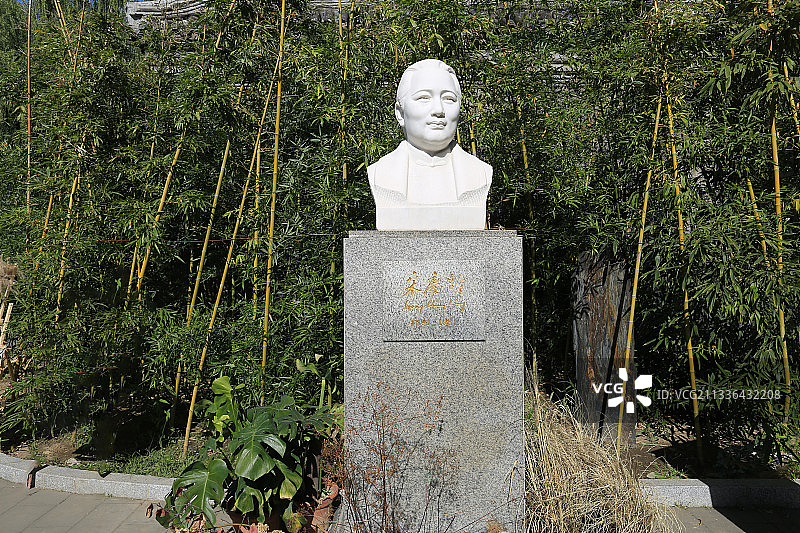 北京宋庆龄同志故居：宋庆龄雕像图片素材