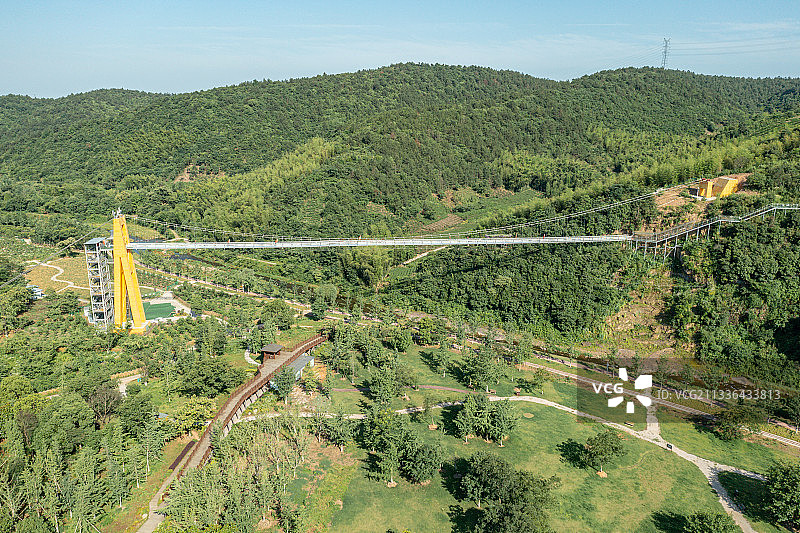 浙江省湖州市长兴县小浦镇八都岕十里古银杏长廊图片素材