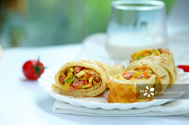 早餐，卷饼，牛奶， 健康饮食图片素材