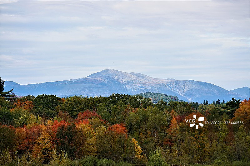 秋季新罕布什尔州山脉风光图片素材