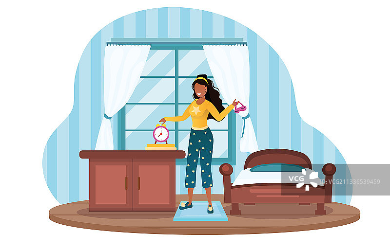 穿着睡衣，快乐放松地迎接新的一天图片素材