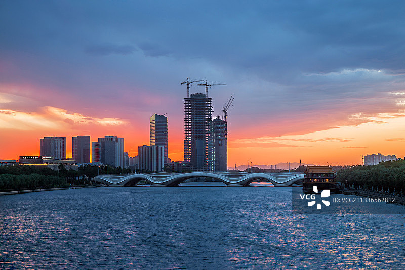 大运河千荷泄露大桥景观+北京市通州区图片素材