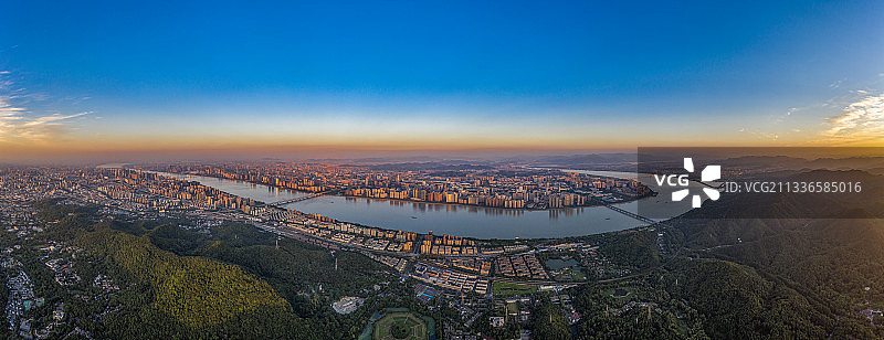 杭州钱塘江两岸日落全景航拍图片素材