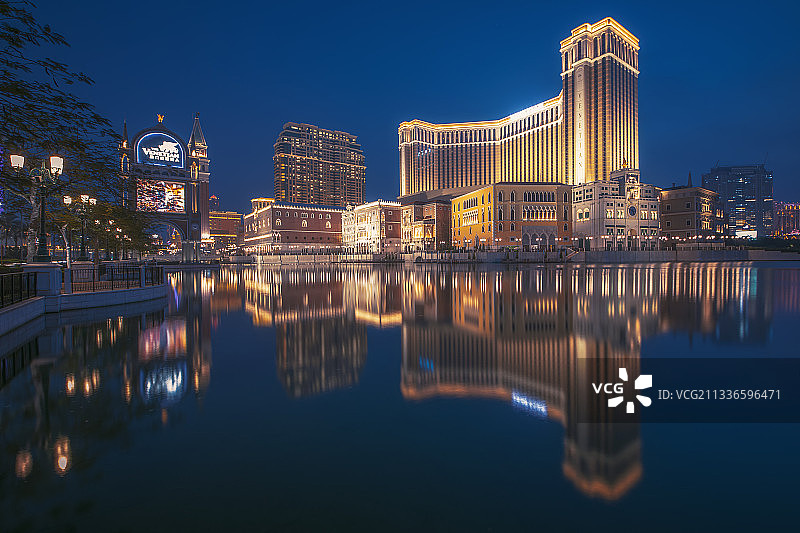 夜晚的澳门威尼斯人酒店图片素材