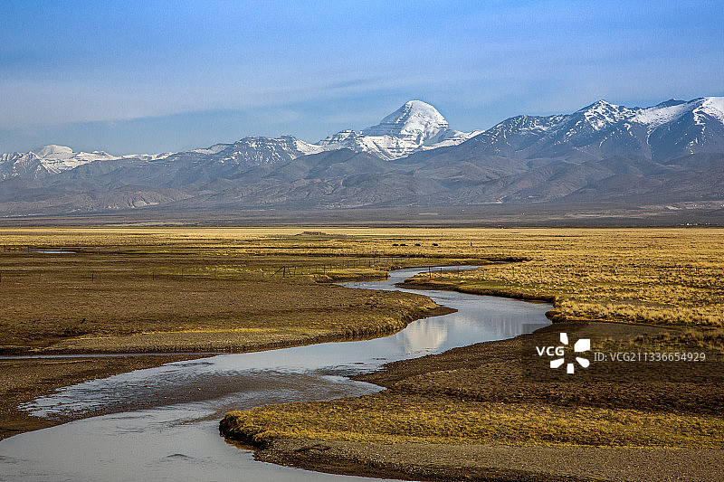 遥望神山岗仁波齐图片素材