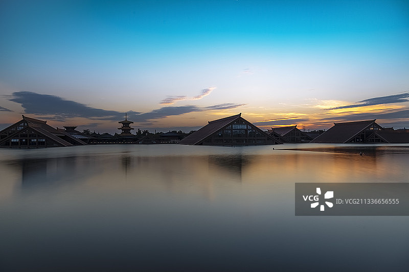 广富林日落图片素材