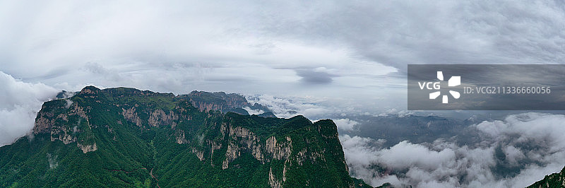 新乡市辉县八里沟 九峰山 老爷顶 南太行图片素材