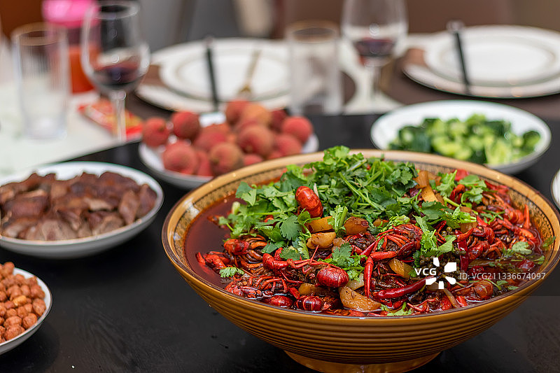 小龙虾美食聚会图片素材