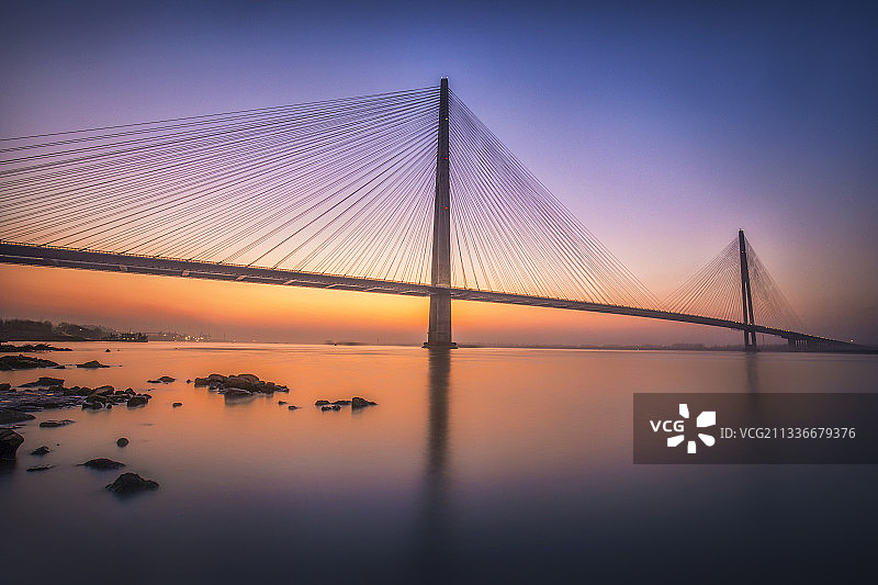芜湖长江二桥日落城市风光图片素材