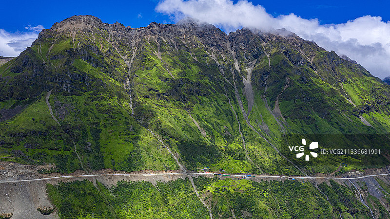 西藏山南市隆子县玉麦乡风景森林雪山湖泊放牧守边桌嘎央宗姐妹们图片素材