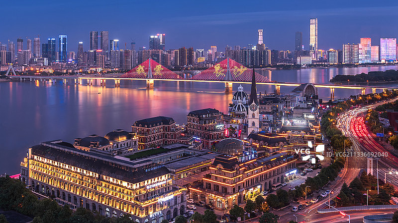 湖南省长沙市渔人码头，银盆岭大桥夜景图片素材