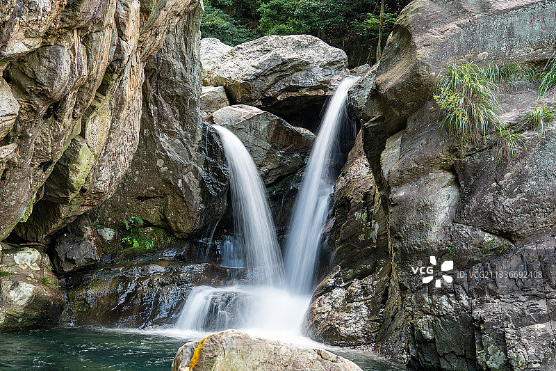 庐山瀑布图片素材
